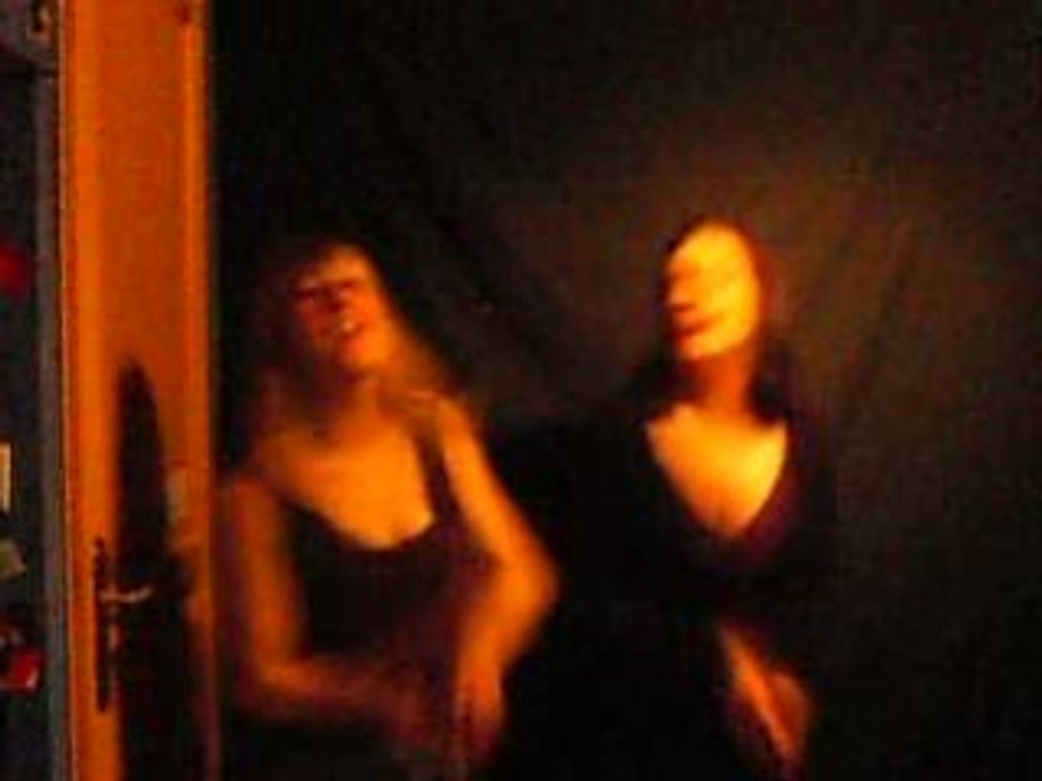 CES SOIREES LA (Marine et Mélanie)
