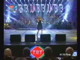 Hadise - Living In Dreams Düm Tek Tek- Live Performans YENI