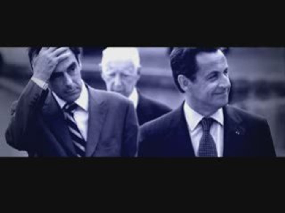 AU COEUR DE LA CRISE