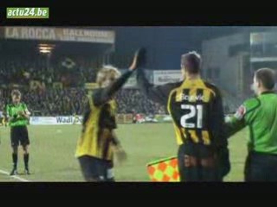 Actu24 - Football : Lierse - UR Namur