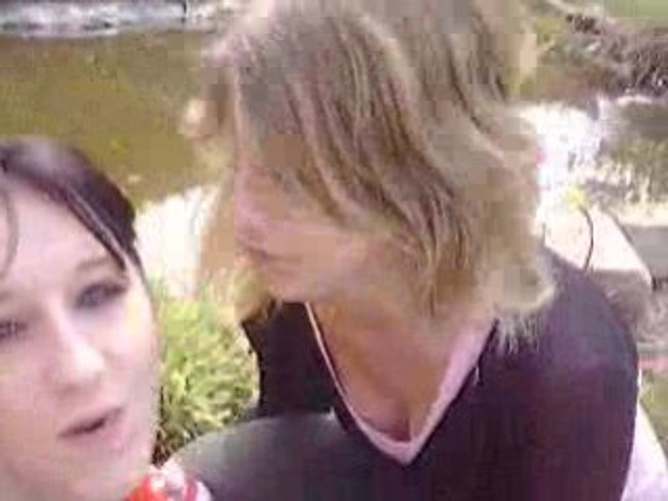 LORIE - J'AI BESOIN D'AMOUR (MARINE ET MELANIE)