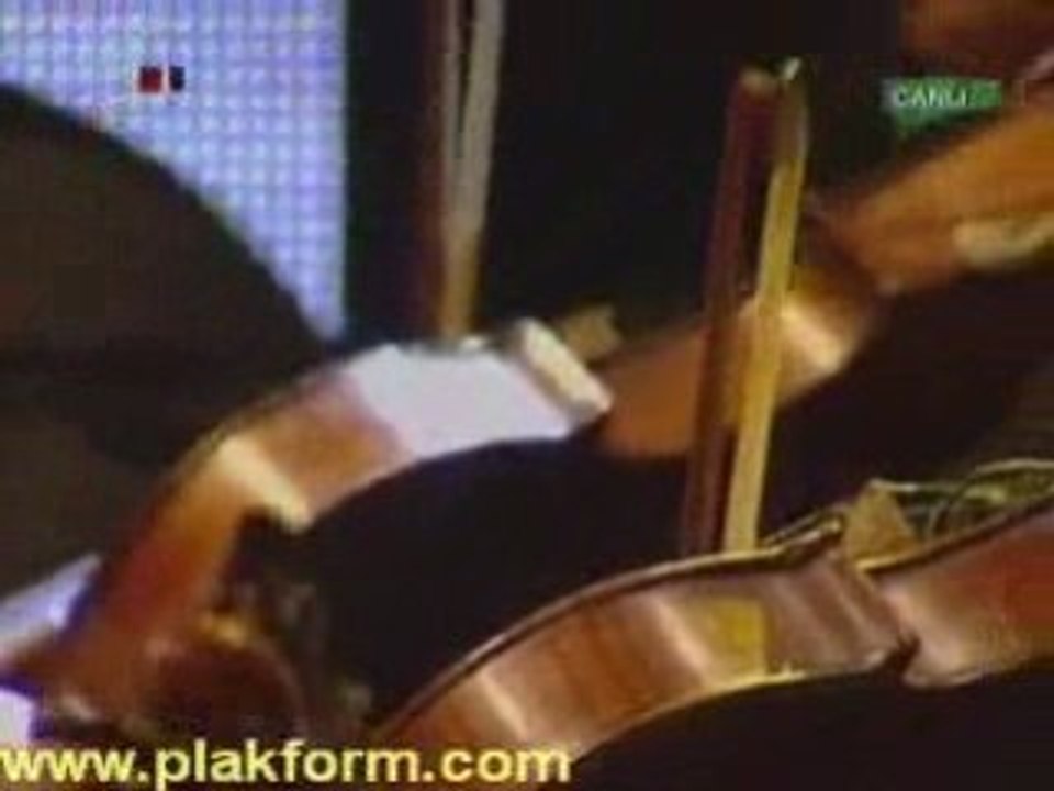 Ferdi Tayfur Sabahçı kahvesi canlı performans