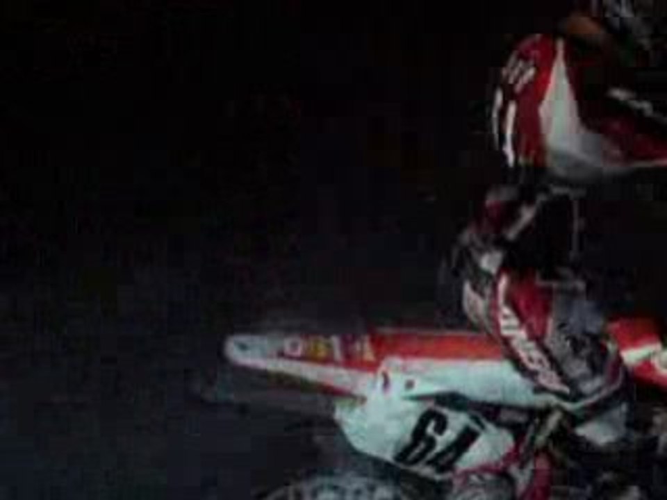 Bug dans mx vs atv unleashed avec  no hunder