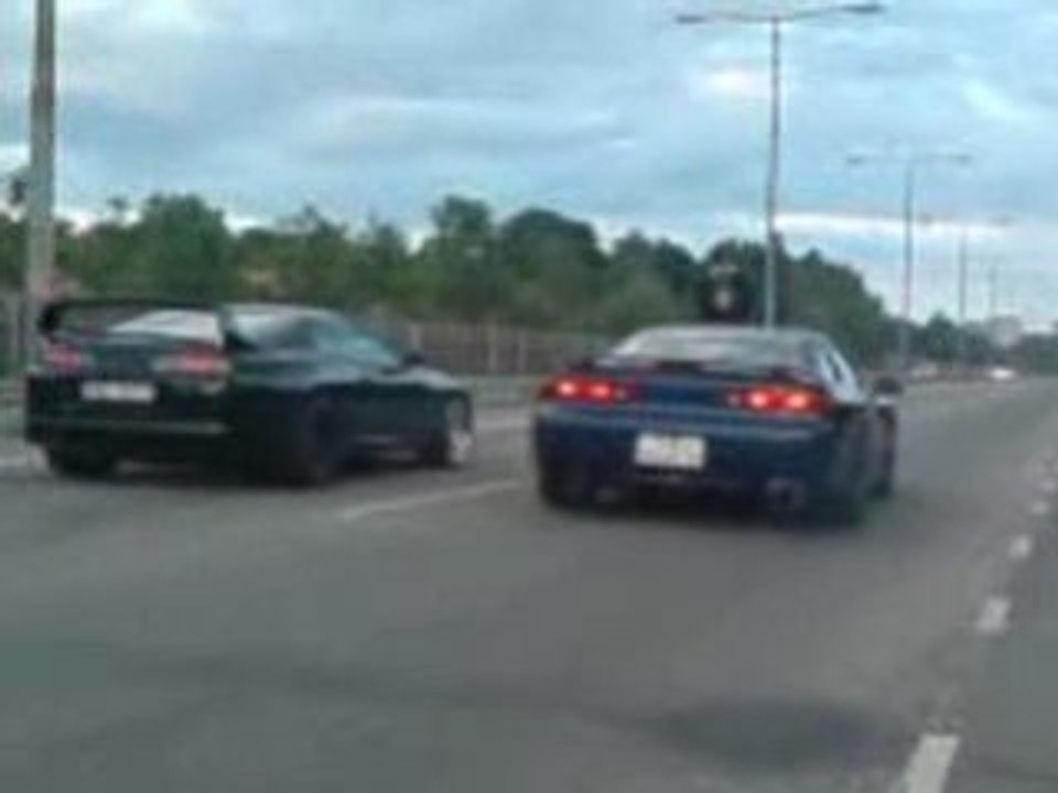 1000+ Hp 3000GT vs 700Hp Supra