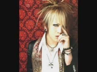 27 ans Ruki (The GazettE)