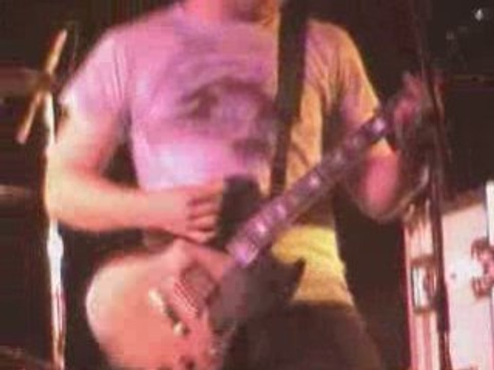 Thrice - The artist in the ambulance (live Riverside 2003)