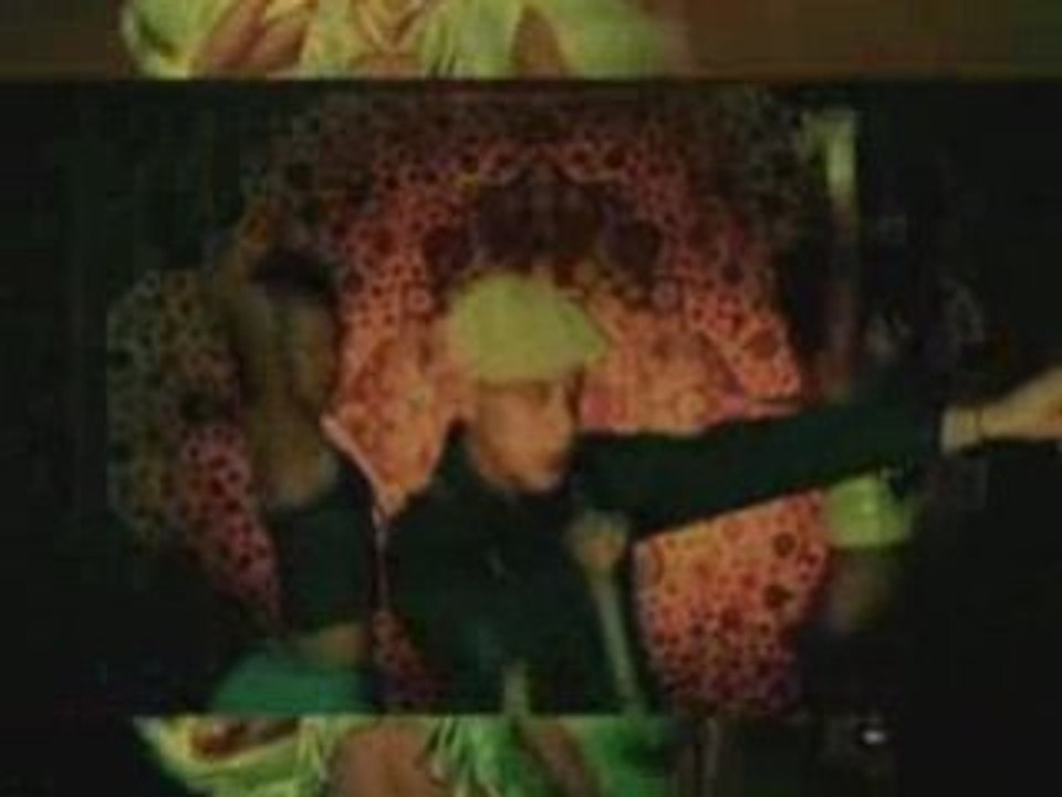 DADDY YANKEE - ella me levanto