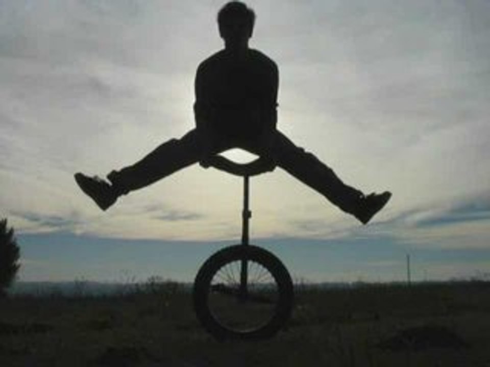 Fundamentado do circo : Monoz atitud