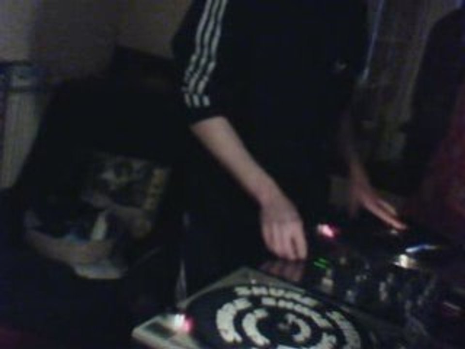 dj fresh cut freestyle scratch