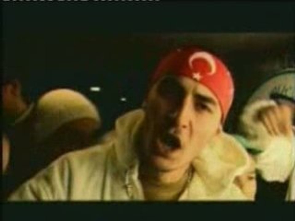 S-İT YAKUT - A coeur Qu a raison