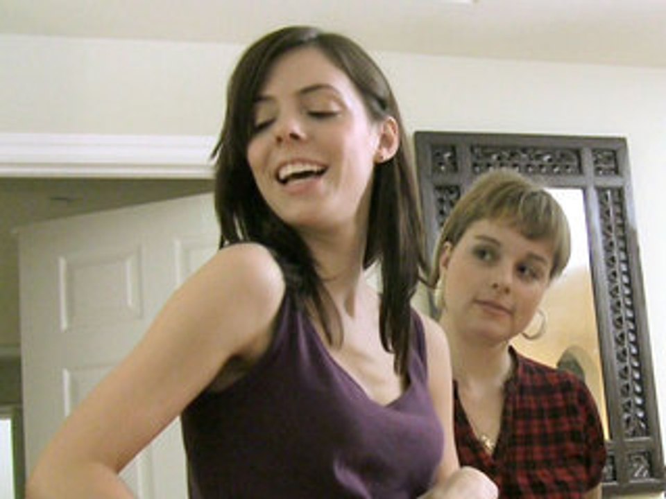 Sisters Not Playing Nice - 2/2/09