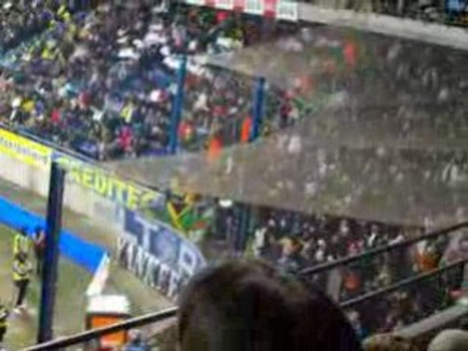 KOP MARSEILLAIS LIVE SOCHAUX-OM ALLEZ L'OM EEHEEHOOOHOO