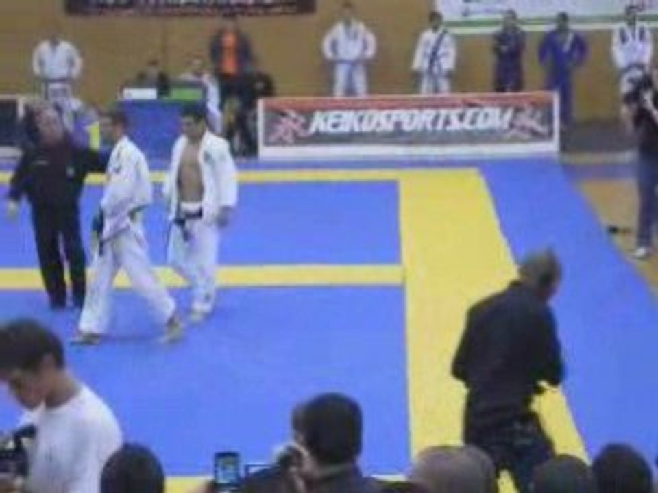 Kron gracie 1er combat medio coupe europe 2009