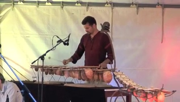 Percussions en argile : Atelier terre et son, udu, derbouka,.