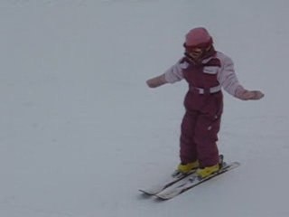 Pauline fait du ski ...