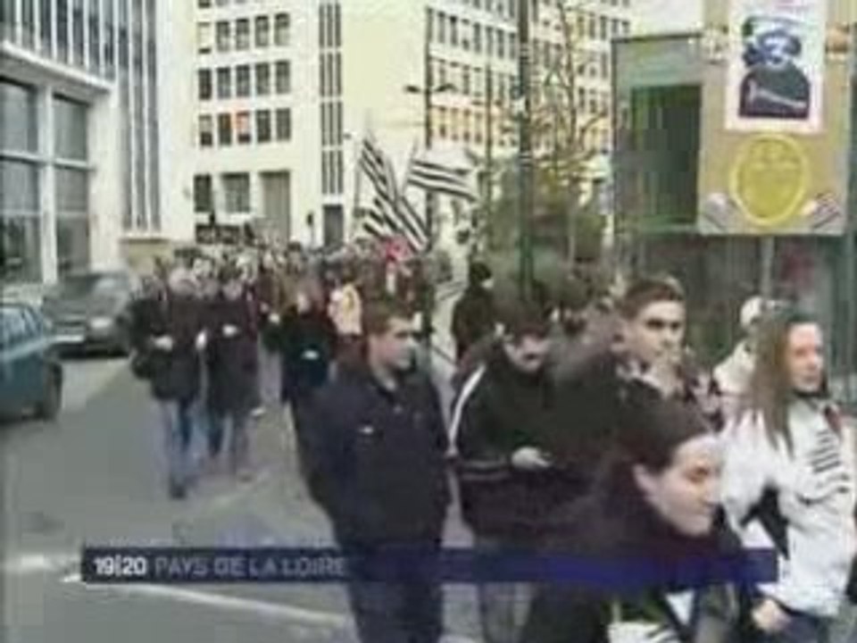 Manifestation de soutien aux 6 inculpés de la Réunification