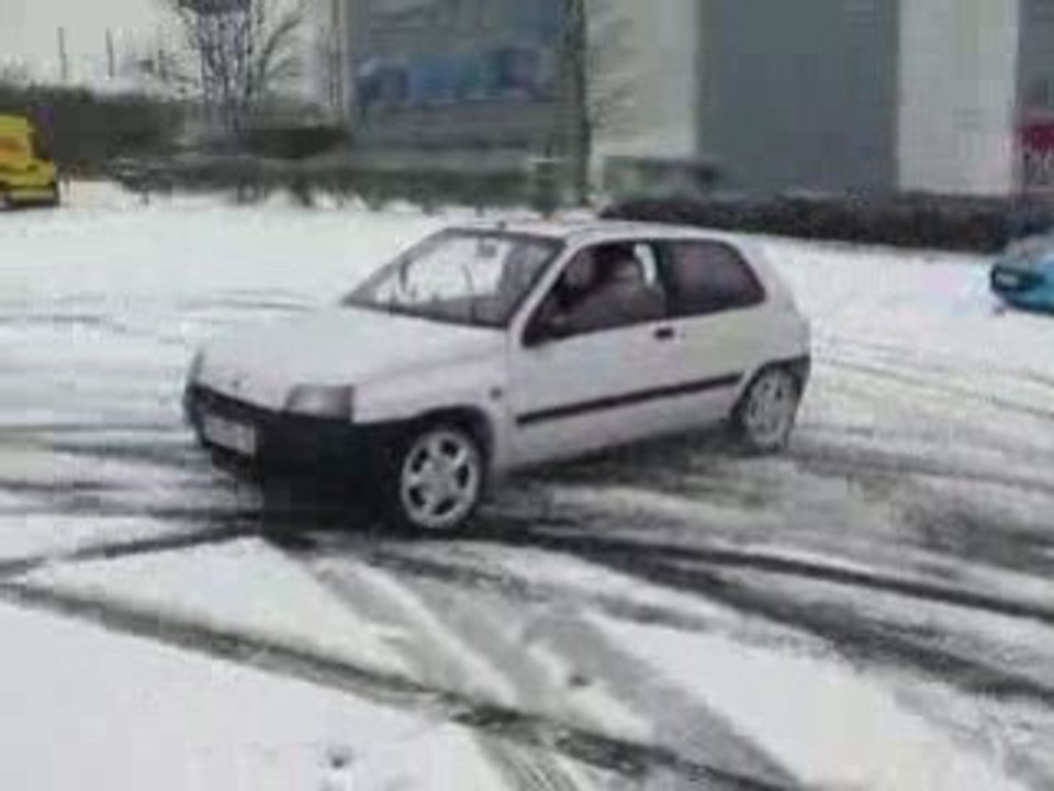 Clio drift