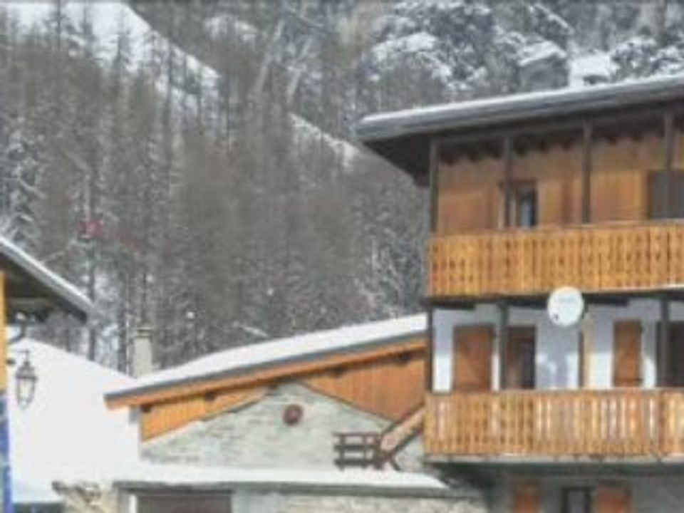 A closer look at Ski & Snowboard resort Tignes, France