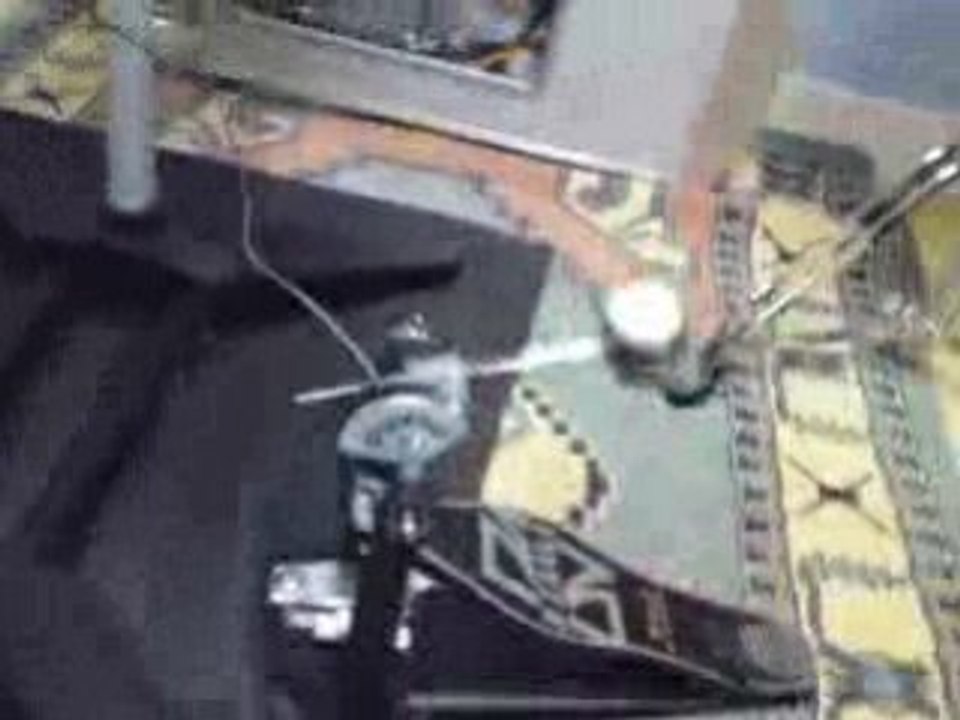 Pédale TAMA sur batterie ROCK BAND 2