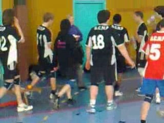Les cadets se qualifient pour le 6eme tour
