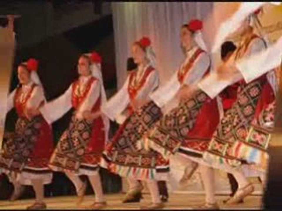 FOLK DANCE ENSEMBLE ZDRAVE...