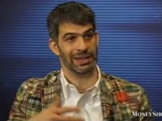 Using Commitments of Traders (COT) Data to Track Smart Money