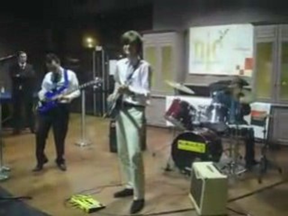 Concert JE transistored