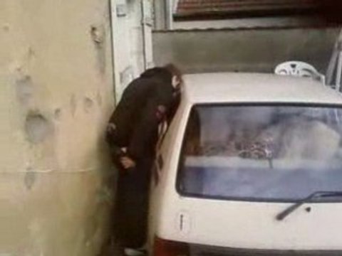 Régis cherche une barre de bas moteur