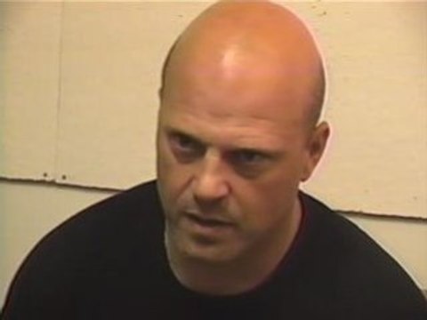 The shield CAsting Vic Mackey (Michael Chiklis)