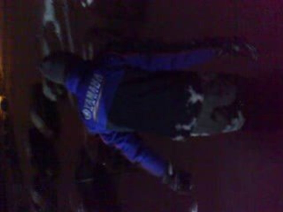 Salto avant dans la neige