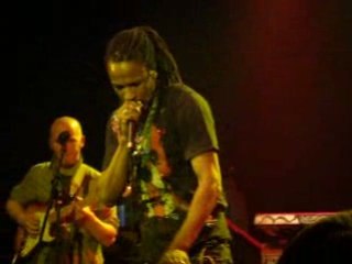 Daddy Mory live divan du monde l'anniversair de féfé typical