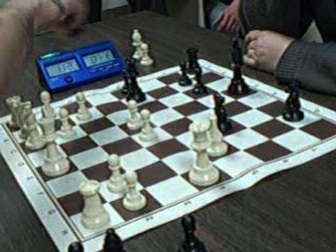 ECHECS : STEPH 1 VS 0 YVES (TOP 14 2009)