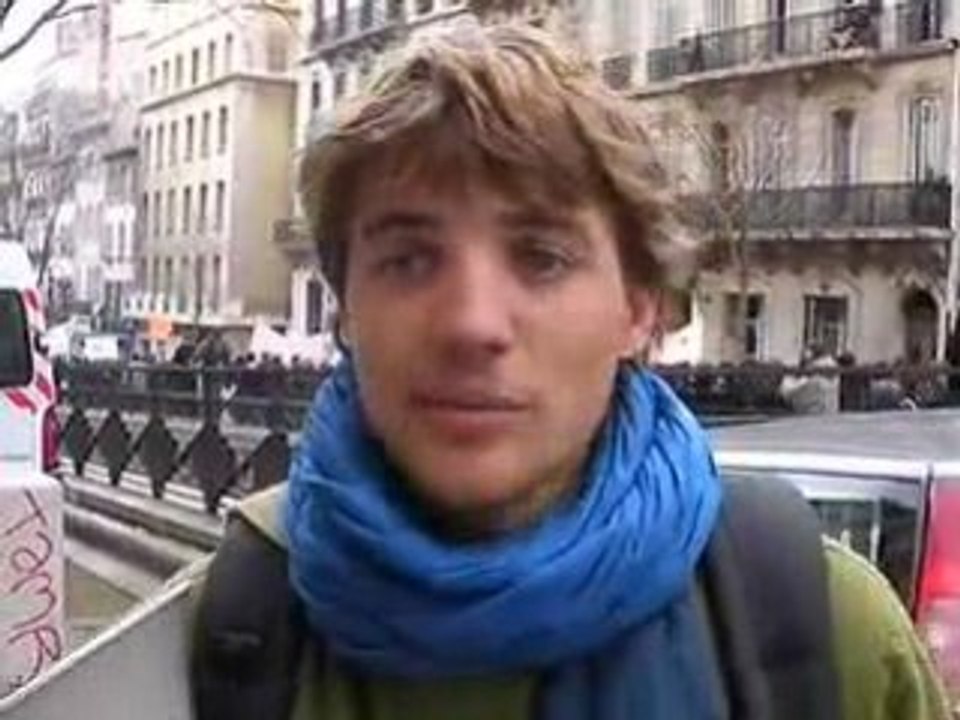 Manifestation des étudiants et des enseignants à la gare St Charles