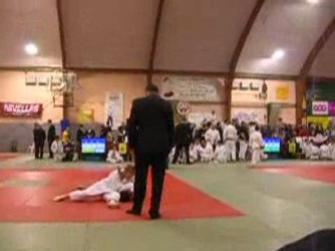 1er combat de judo de nadim nivelles le 17/01/2009