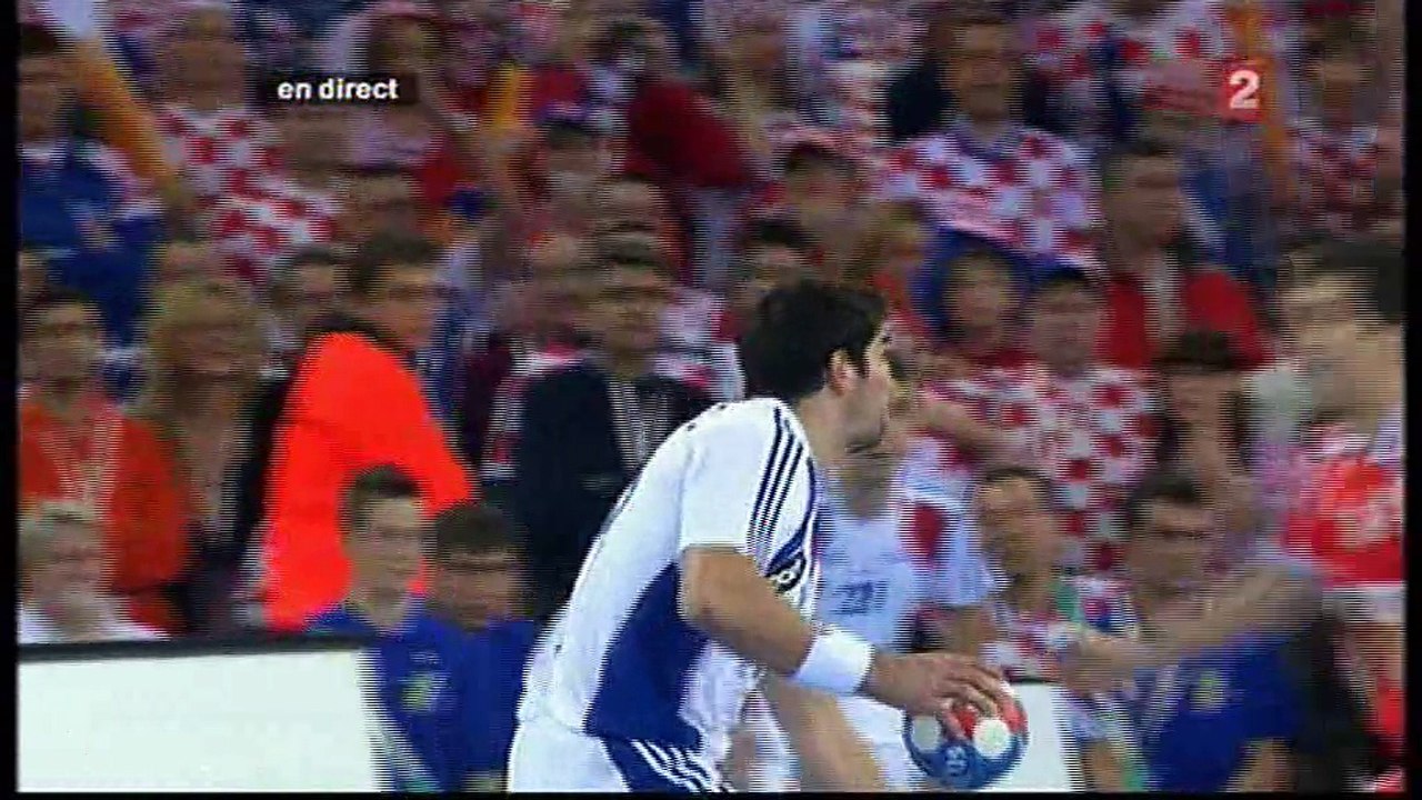 HANDBALL : La grande équipe
