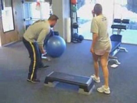 St Augustine Gym Trainer Gives Fat Burning Ab Workout