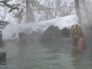 Funny Canadian, Hot Spring and Cute Girls in Niseko