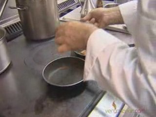 Bacalao con salsifis y bourgignone de caracoles con ...