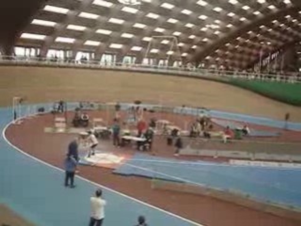Lancer de Poids 15.84 m  ( Chpts France Cadet )
