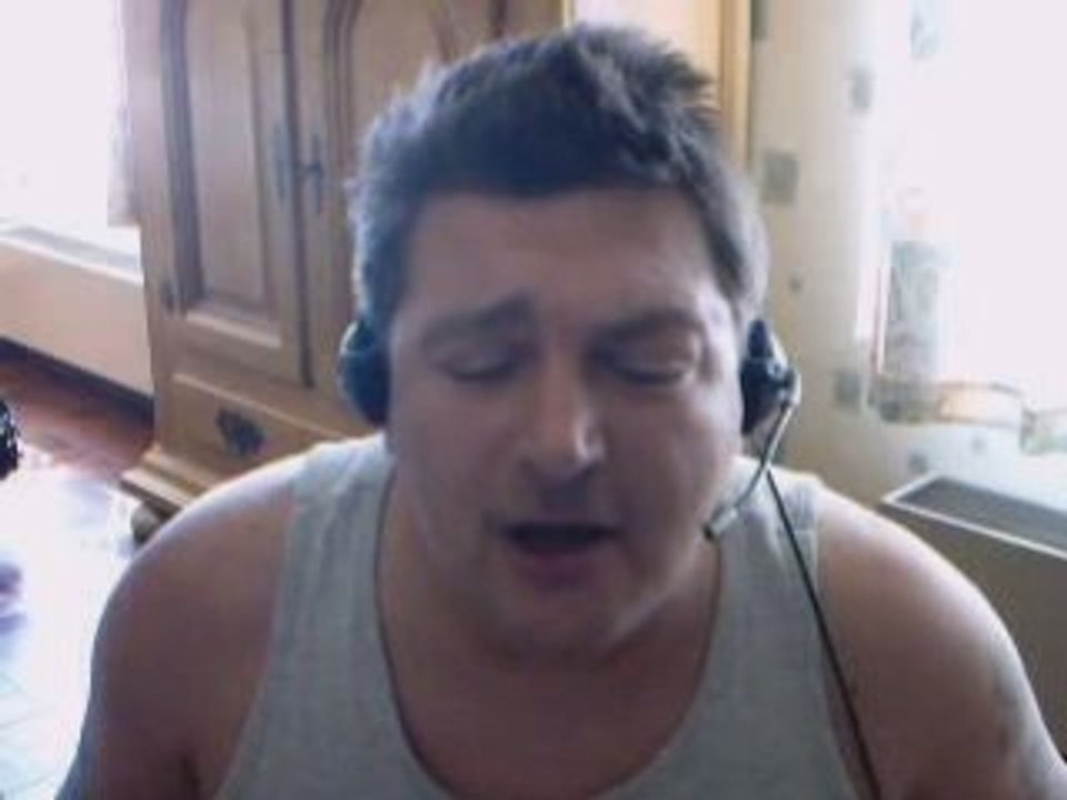 Alain qui chante 2