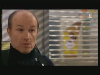 Les bons amis qui s'affalent