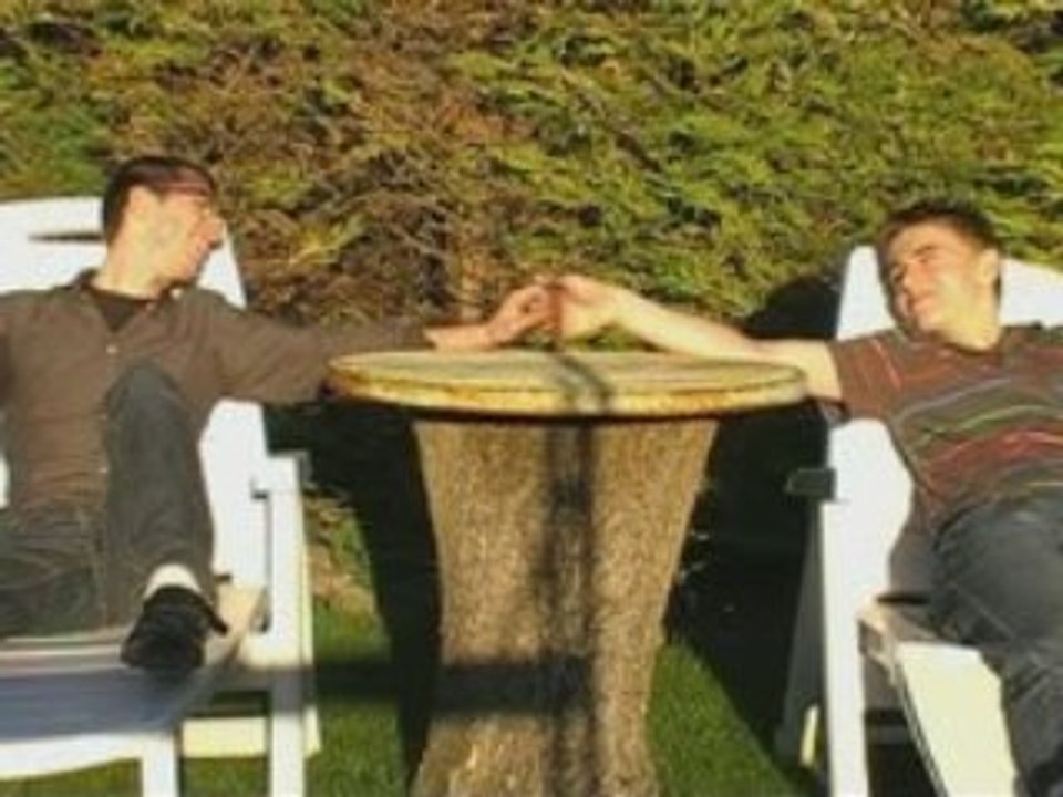 Est-ce que tu viens pour les vacances ?