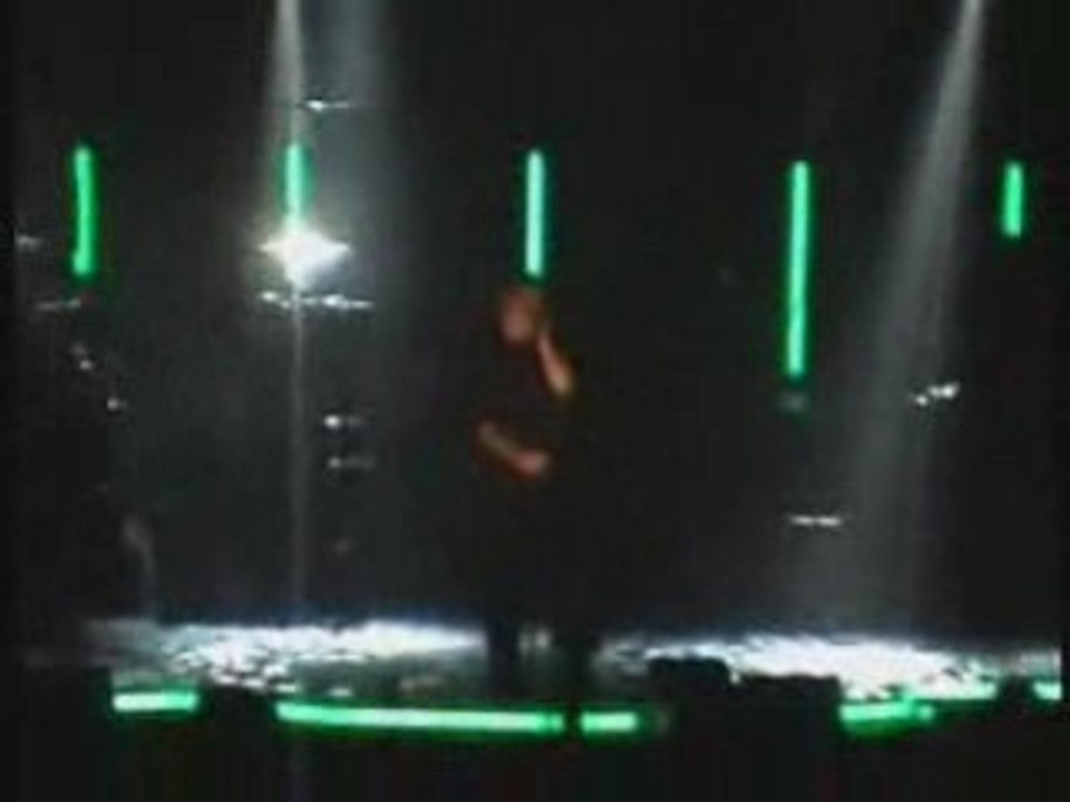 Bruel rend hommage a gregory a bercy