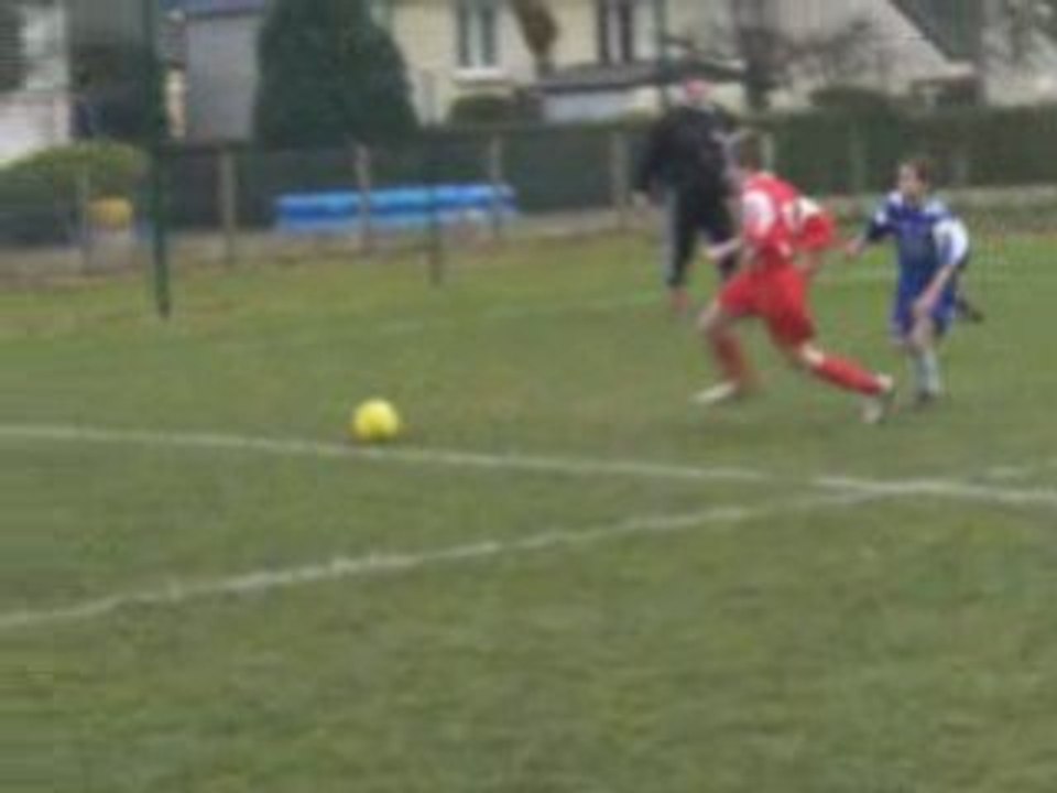 13 ANS C . Pénalty raté