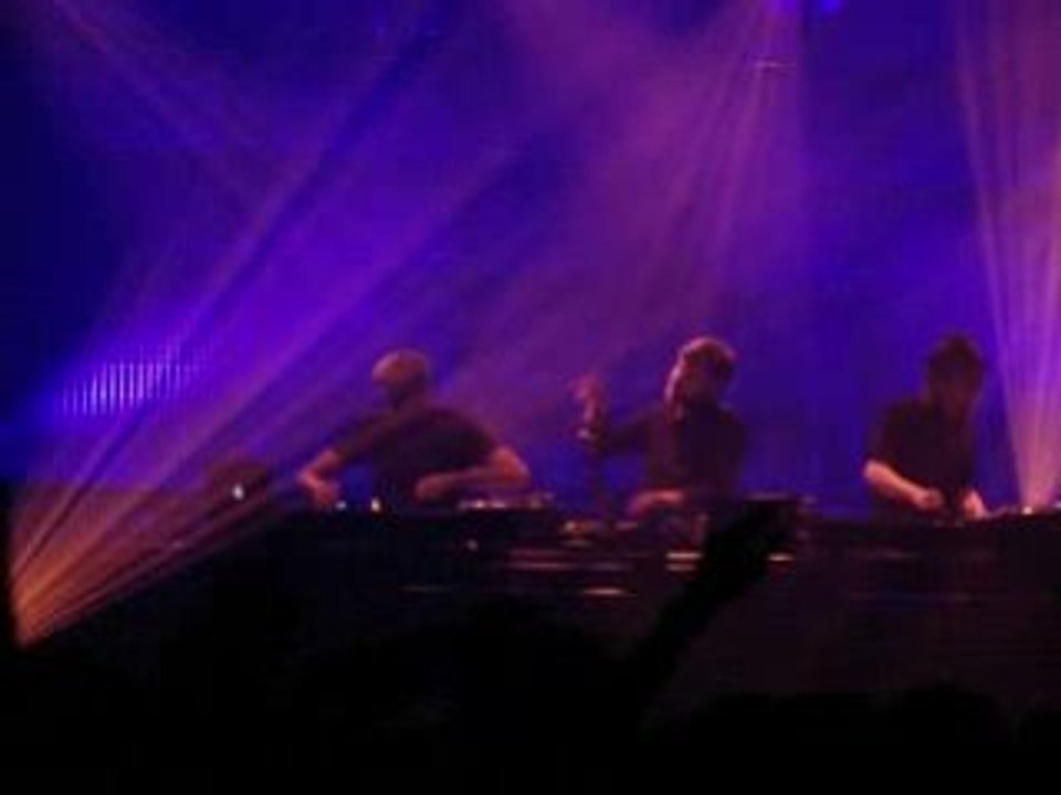 Birdy Nam Nam Live @ Echo Sonores 66 (Transbordeur - Lyon)