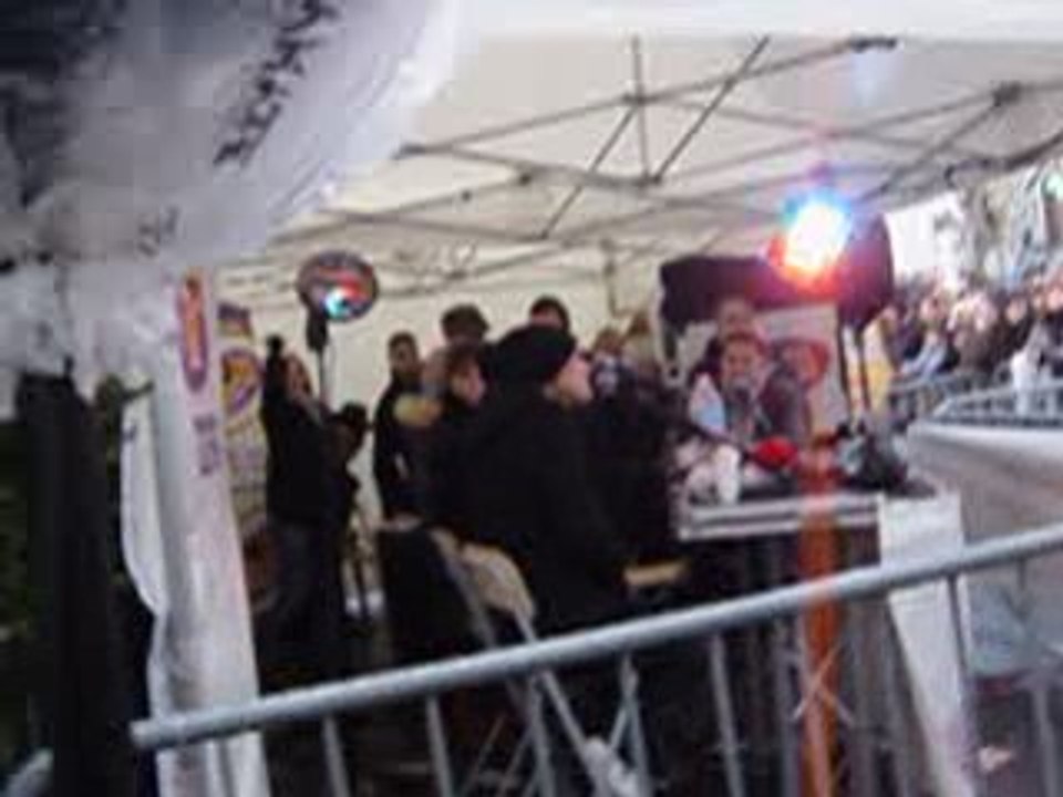 quentin mosimann au marché de noël de Lille
