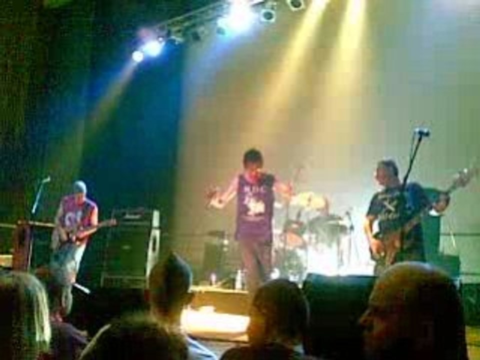 Subhumans; Dekompresja - Drugs Of Youth