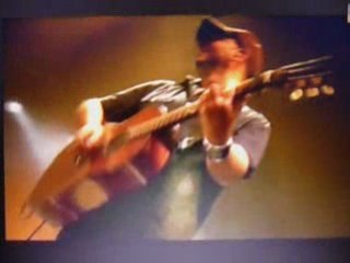 Christophe Maé ON S'ATTACHE AVESNOIS