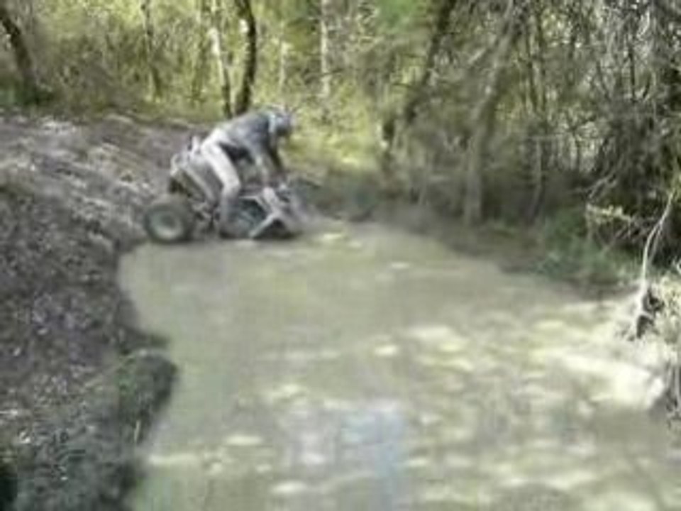 Bourbier avec un 350 raptor