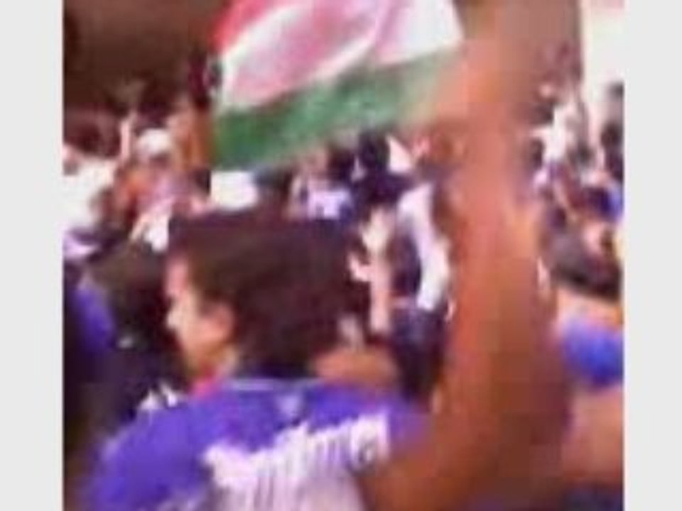 Velez copando la quema contra el rojo